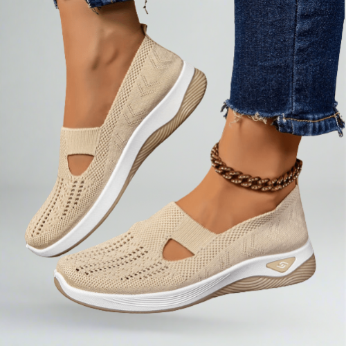 Stylish and casual lightweight sneakers for women