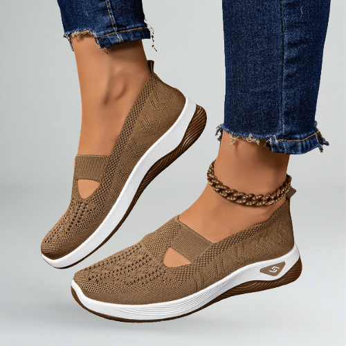 Stylish and casual lightweight sneakers for women