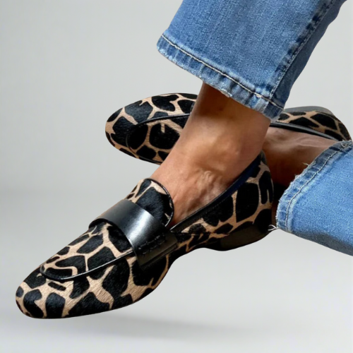 Chic giraffe pattern loafers for woman