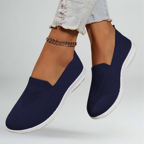 Elegant sandals for women with a soft sole